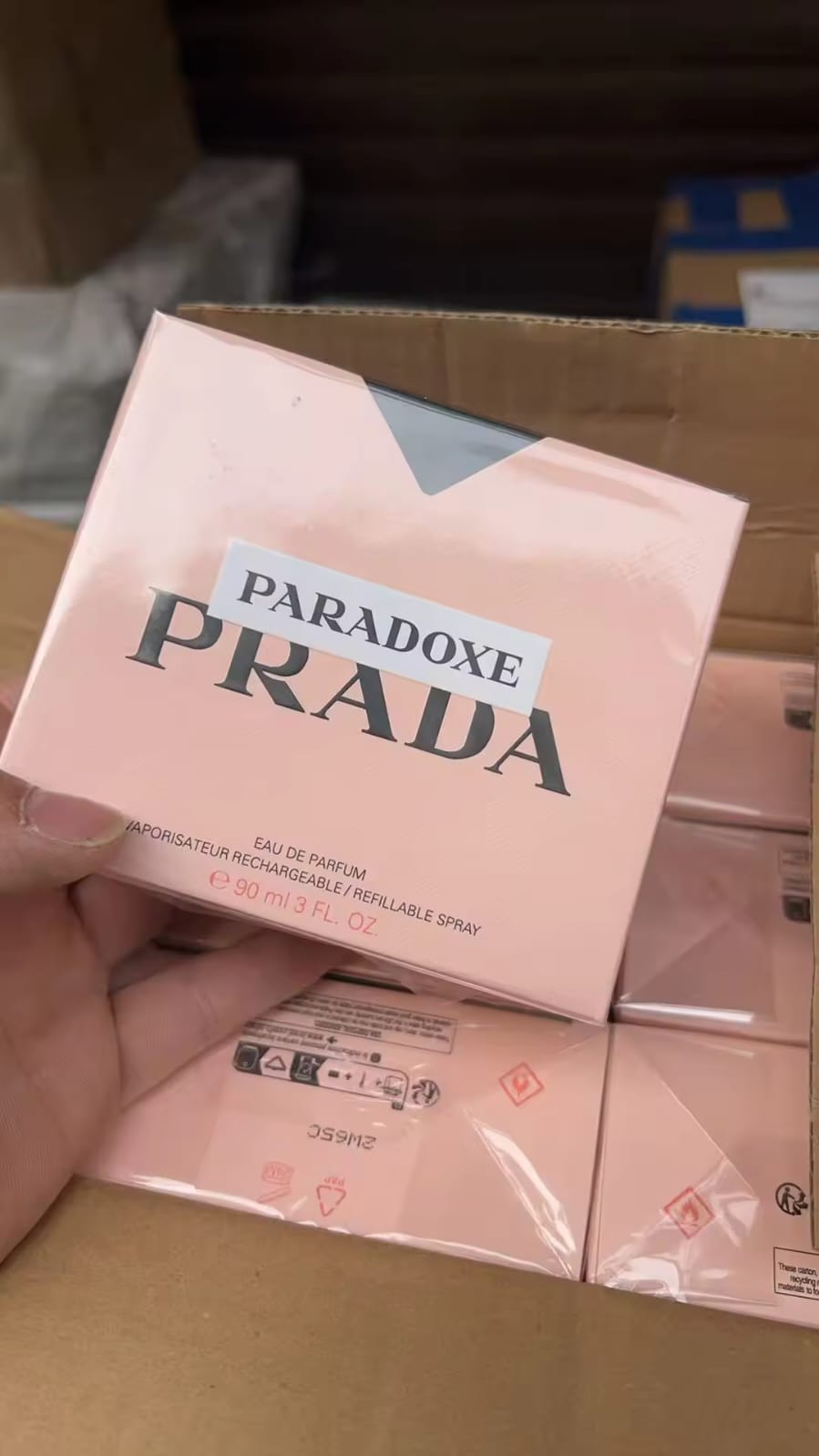 Prada Paradoxe Eau de Parfum for Women – Refillable Spray, 90 ml / 3.0 fl oz
